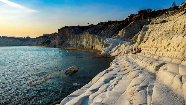 Scala dei Turchi al tramonto