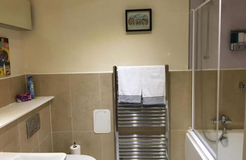 Marina View Apartment - Photo 11