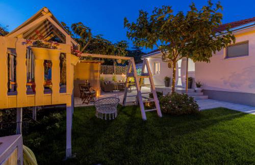 Villa KaTess with heated pool - Photo 62