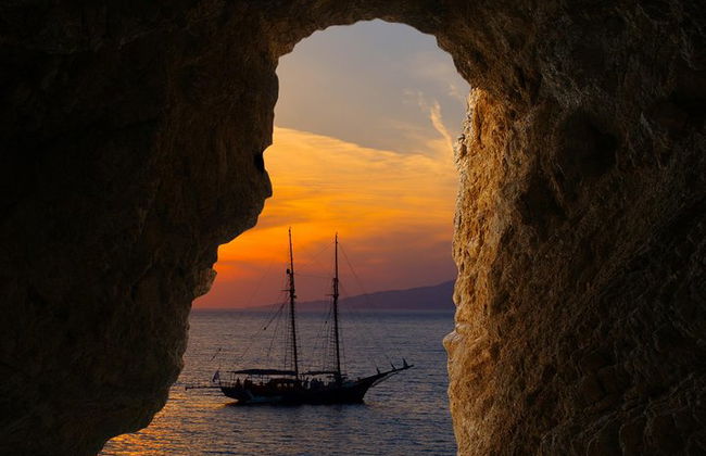 Sunset Cruise in Mykonos - Photo 1
