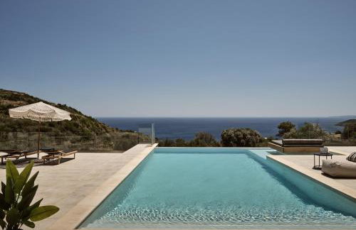 Elle Lux Villa, Essence of Endless Blue, By ThinkVilla - Foto 1