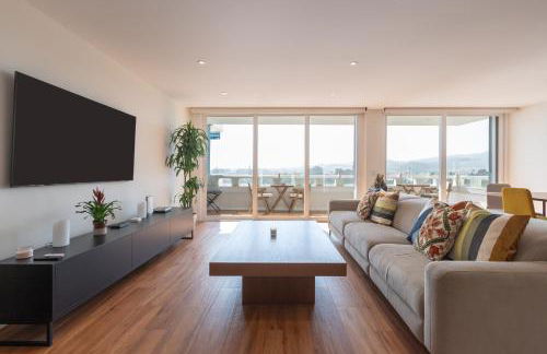 Luxury beach/port apartment - Photo 6