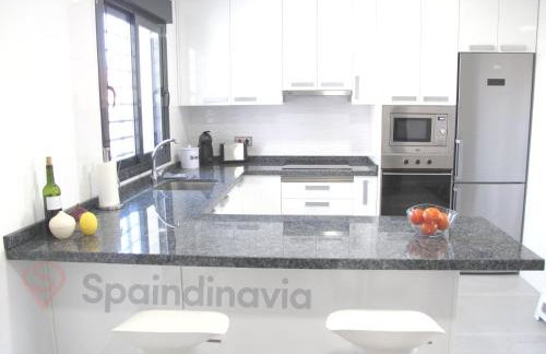 Astonishing beach and pool house - Foto 23