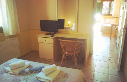 Rent Rooms Alexiou - Photo 10