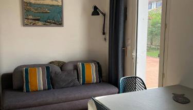 Appartement T2, très bien équipé, avec terrasse, jardin, et accès piscine, rénovation mars 2026 - Foto 2