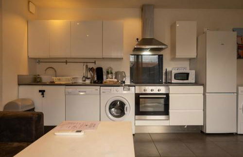 My House Lyon 8, Familiale -climatisation-Metro - Foto 4