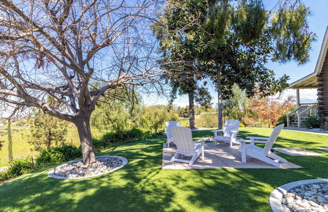 Chateau Syrah by Avantstay Picturesque Estate w/ Pool, Table Tennis & Pool Table New Pickleball Court + Basketball Hoop - Foto 48