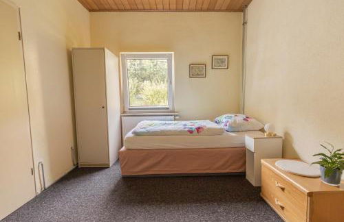 Gemütliches Haus inmitten schöner Natur mit Garten & Parkplatz - Foto 19