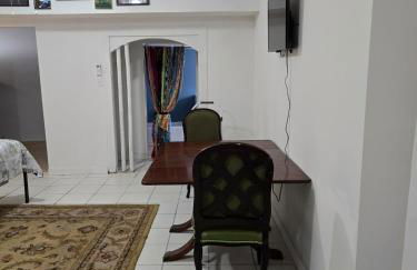 Midtown Guest House - Photo 20