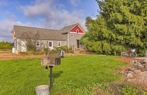 Leelanau Country Cottage about 4 Mi to Suttons Bay! - Foto 1