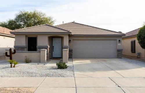 Copper Cactus House Pool, Spa, Golf! - Photo 39