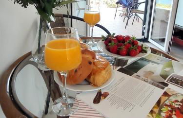 King size bed, Terra relaxa, Vista al mar, near Achilleio - Foto 7