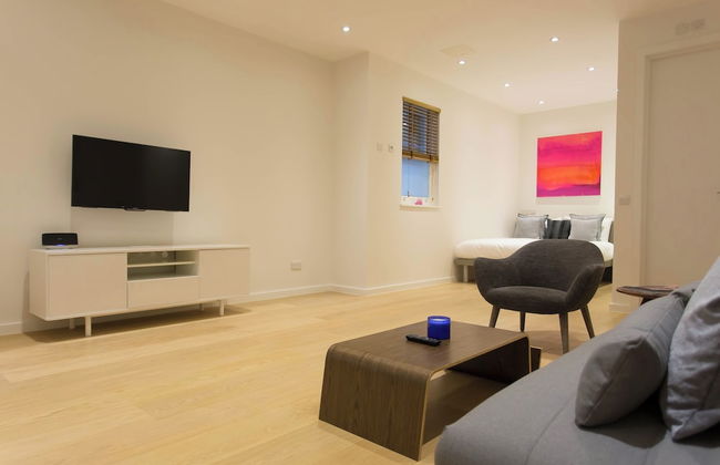 NoHo 132 Serviced Apartments by Concept Apartments - Photo 10