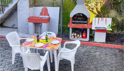 2 Bedroom Lovely Apartment In Cembrano - Foto 4