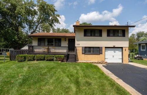 Entire Home on the water, 2 kayaks, Game room, Firepit, BBQ grill, Netflix WiFi - Foto 29