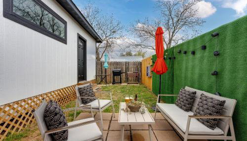 Hidden Cottage mins to Main St and sleeps 4 - Foto 1