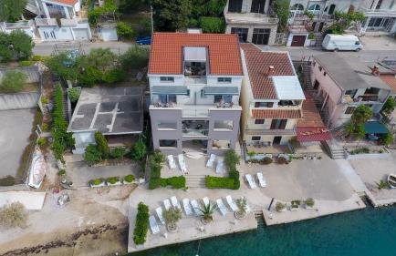 Apartment Antun - Adriatic coast retreat - Photo 1