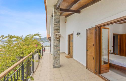 Υπέροχη κατοικία στο Μαρμάρι με φανταστική θέα ! - Photo 67