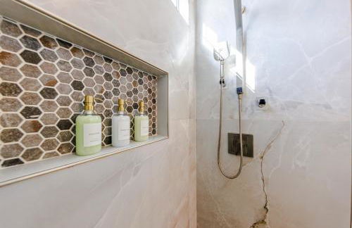 Welcoming & Spacious 2-Bedroom Guest Suite in Torrance 20 Minutes from LAX - Foto 19