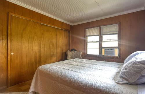 Boho Waterfront Getaway 5 Bedroom Retreat - Foto 15