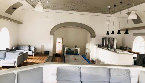 Afan Forest Bunkhouse-Converted Chapel Sleeps 30 - Foto 1