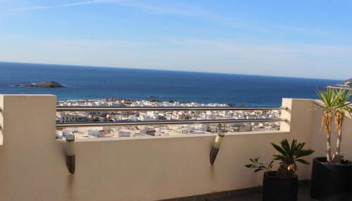 ATICO con 30m2 de terraza y vistas al mar - Foto 2