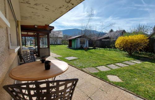 Entre lac et montagne, côté calme, spacieux 3 pièces avec grand jardin - Photo 26