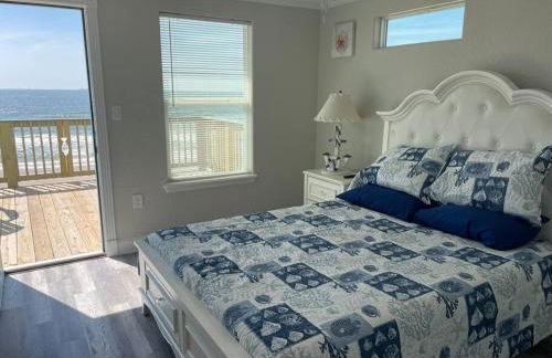 Surfside Beachfront Luxe - Photo 16