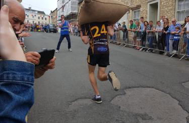 Stylish one bedroom Cotswold Coach House Tetbury - Foto 25