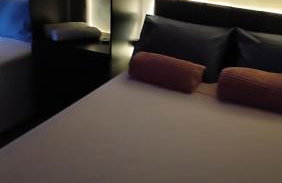 Smart Studio 102 com Piscina, ar condicionado, wifi e garagem prox ao Shopping - Foto 6