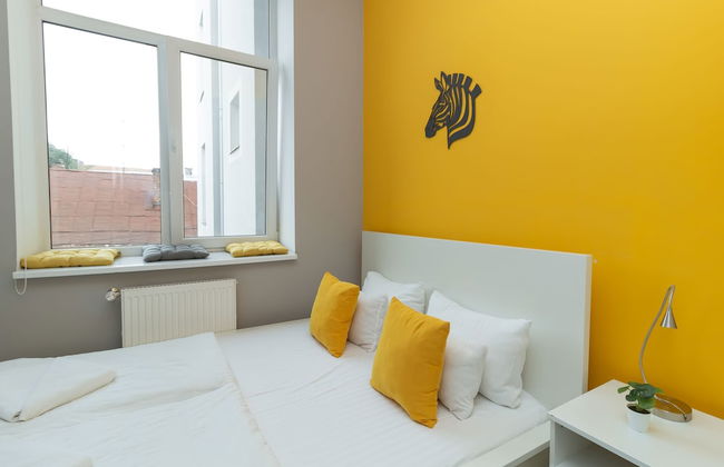 Stories Hub - Photo 24