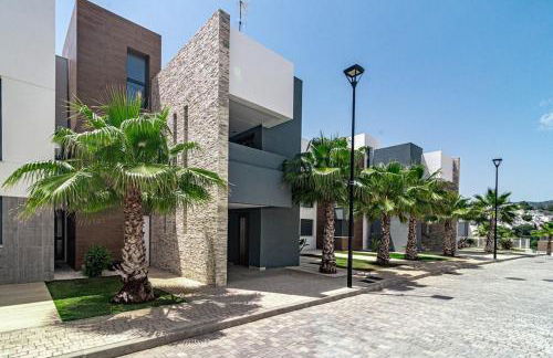 CAH - Large terrace indoor pool and gym - Photo 60