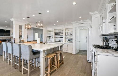 Luxury Ocean Views & Steps To The Sand - Tower 36 Lower Condo Unit - Photo 24