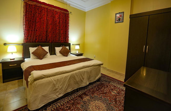 Al Eairy Furnished Apartments Dammam 8 - Foto 12