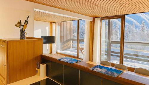 Bright apartment for 6 people in Chamonix - Photo 3