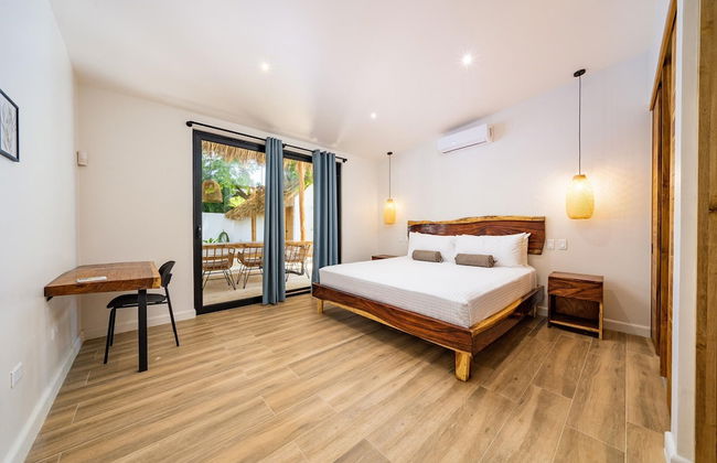 Tropical Brand new 4 BR gem in Potrero Near Beach - Casa Marzo - Photo 26