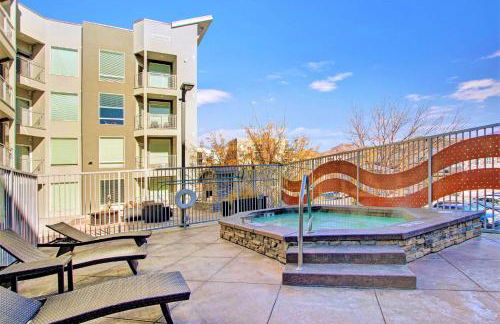 Luxury Condo in the Library Square District - Foto 12