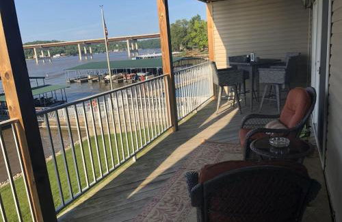 Lake Front and Calm Waters at Miramar 3BR 2BA - Photo 16