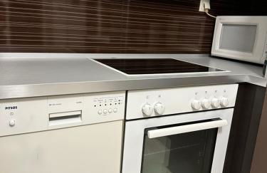 Blessings Apartment with Private Garden and Parking - Foto 23