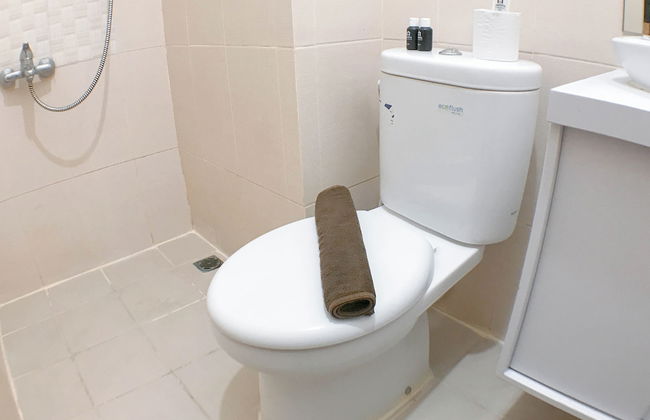 Minimalist And Cozy Studio Bale Hinggil Apartment - Foto 1