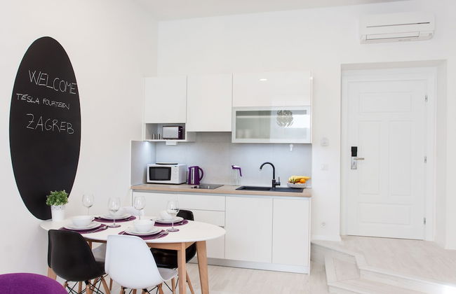 Tesla Boutique Apartments & Rooms - Photo 33