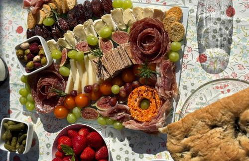 2BR Georgian home, Garden, Hot tub, Sea view, Sleeps 6 - Photo 29