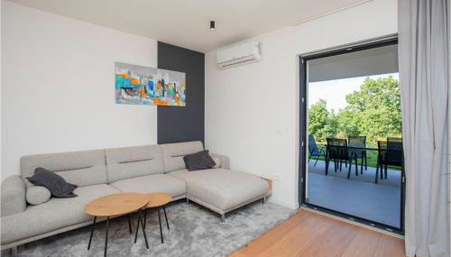 Beautiful Home In Rasa - Photo 2