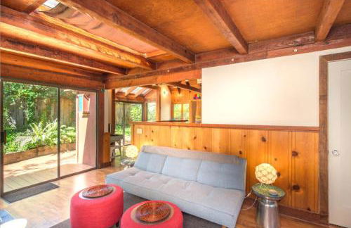 Tree Fort! Redwoods! Hot Tub!! Fire Table!! Google Smart Home!! Fast WiFi!! Dog Friendly! - Foto 11