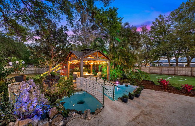 Luxe Largo Retreat: Pool, Games, Basketball & More - Foto 38