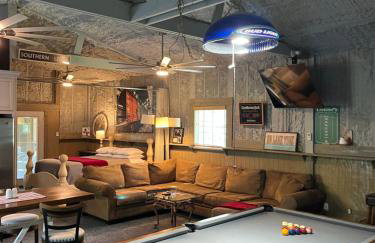 Cozy Barn with Pool Access & Near Lake Conroe - Foto 43