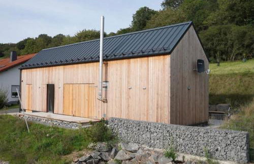 Modernes, ökologisches Design Ferienhaus in der Eifel Vulkaneifel I 2 Schlafzimmer, Sauna, Yoga & Kaminofen, schnelles WLAN & Arbeitsplatz - Foto 18