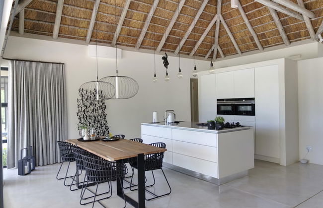 Discover the Attraction of Villa Umoja - Photo 19