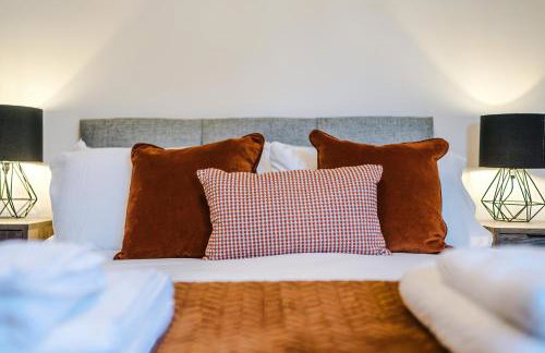 NEW!- GORTON PLACE By Greenstay Serviced Accommodation - 4 Bed 3 Bath House In Manchester - FREE Parking - FAST 250 Mbps Wi-Fi - Ideal for Contractors, Business Travellers & Relocations - Close to City Centre, Airport, Etihad Stadium - LONG STAYS WELCOME - Foto 21