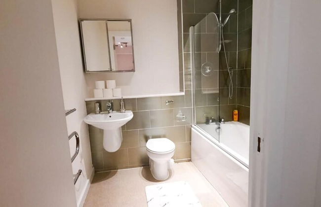 2-bed Apartment Near City Centre - Foto 26